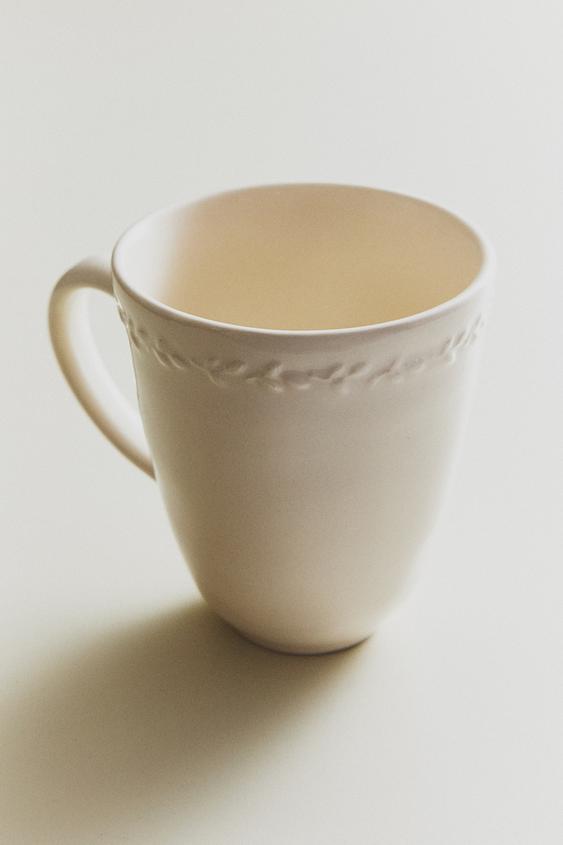 TASSE EN FAÏENCE À BORD RELIEF - Crème de Zara - Image 4