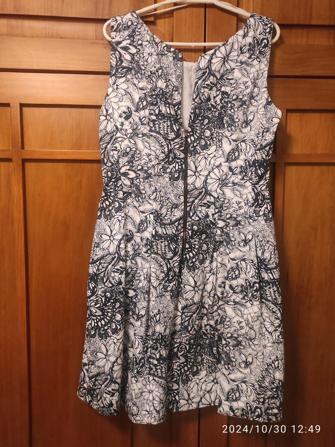 VESTIDO CORTO EVASE ESTAMPADO - Image 2