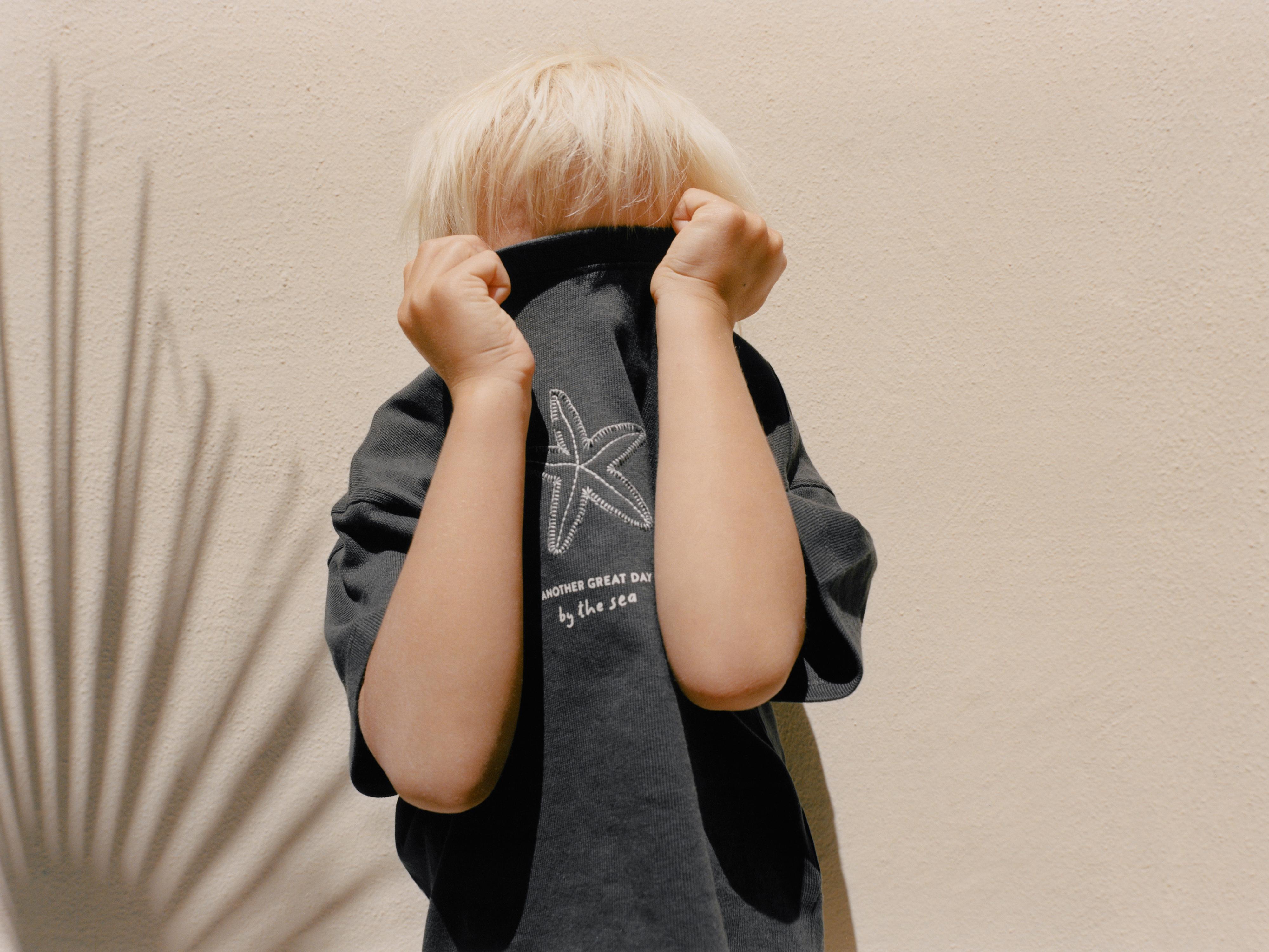 EMBROIDERED T-SHIRT — Dark anthracite
