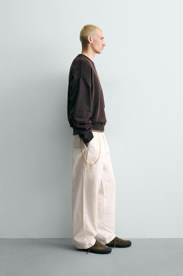 SWEAT DÉLAVÉ À INSCRIPTIONS IMPRIMÉES - Noir de Zara - Image 3