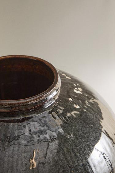 LARGE STRIPED STONEWARE VASE - Dark khaki by Zara - Image 1