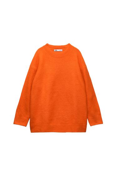 OVERSIZED KNIT SWEATER