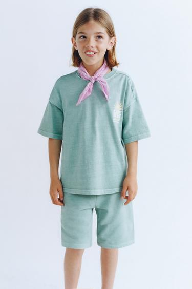 SET GARMENT DYE TRICOU CU IMPRIMEU ȘI BERMUDE - Albastru / Verde de la Zara