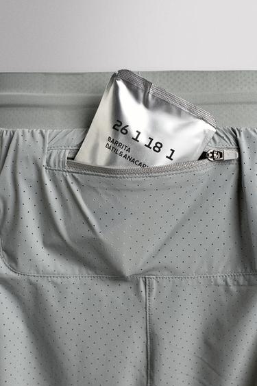 SHORT DE RUNNING 2 EN 1 - Gris perle de Zara - Image 9