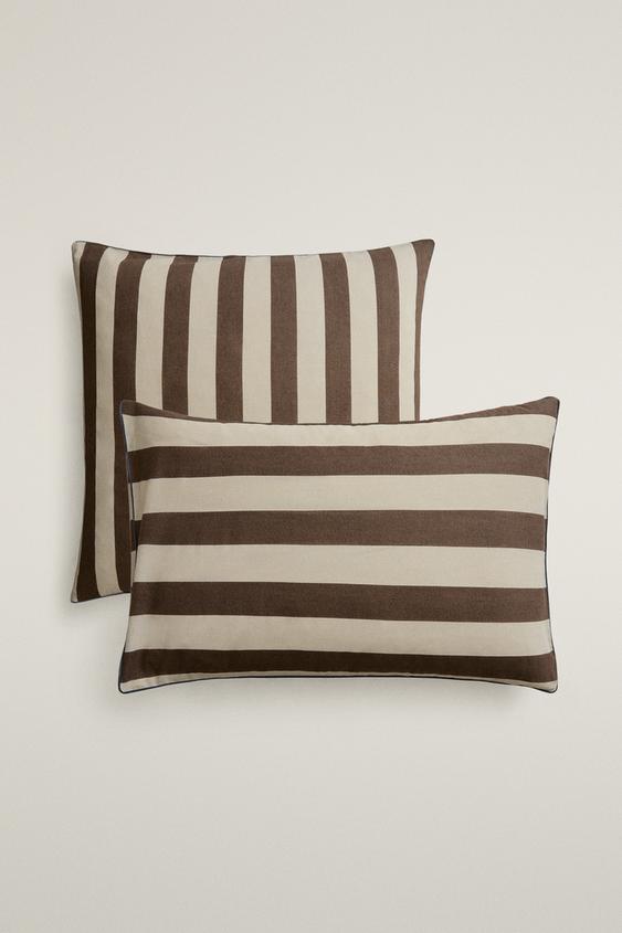 FADED STRIPED COTTON PILLOWCASE - Dark brown by Zara - Image 0