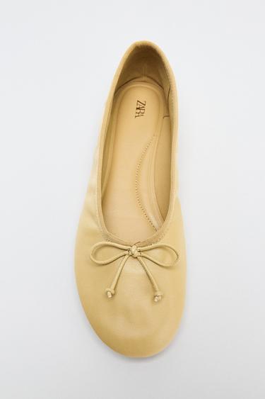 Zara LEATHER BALLET FLATS WITH BOW - SAND/BROWN