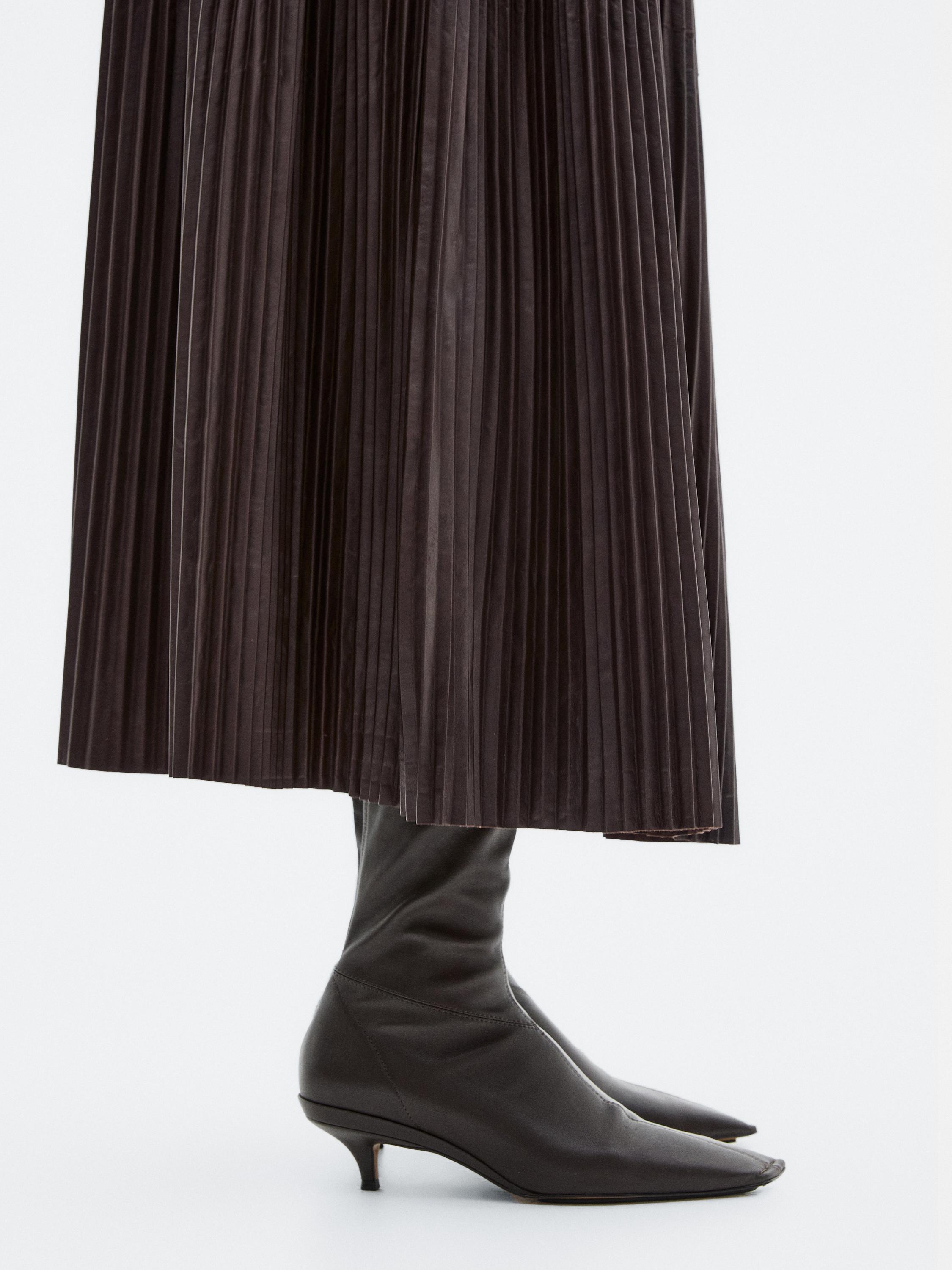 Long pleated nappa leather skirt - LIMITED