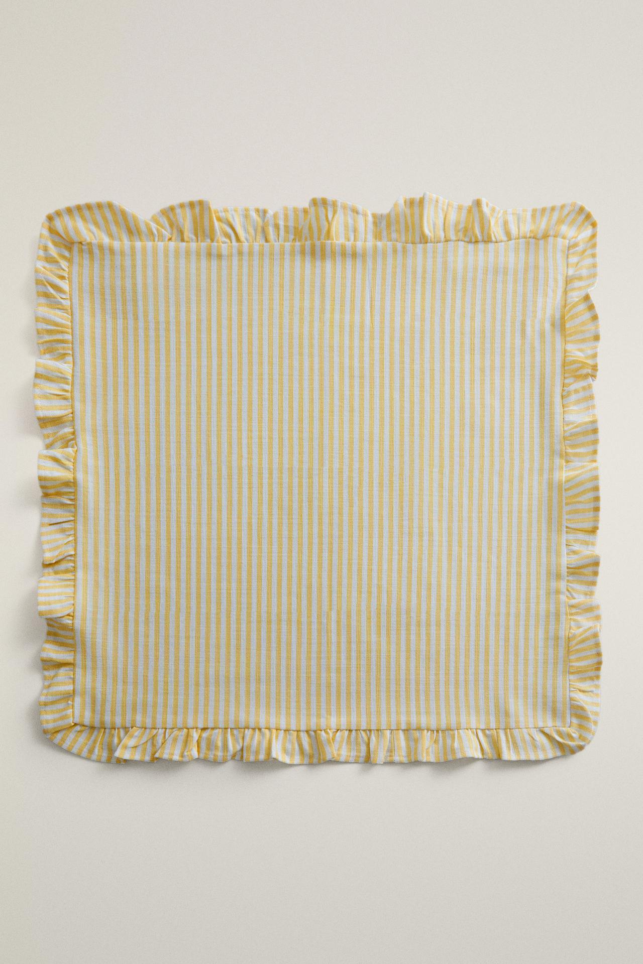 COTTON NAPKINS WITH RUFFLES (PACK OF 2) — Yellow