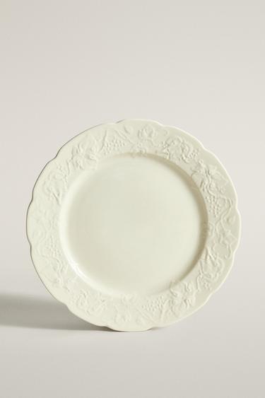 GRAPE DESIGN PORCELAIN DESSERT PLATE - Cream by Zara