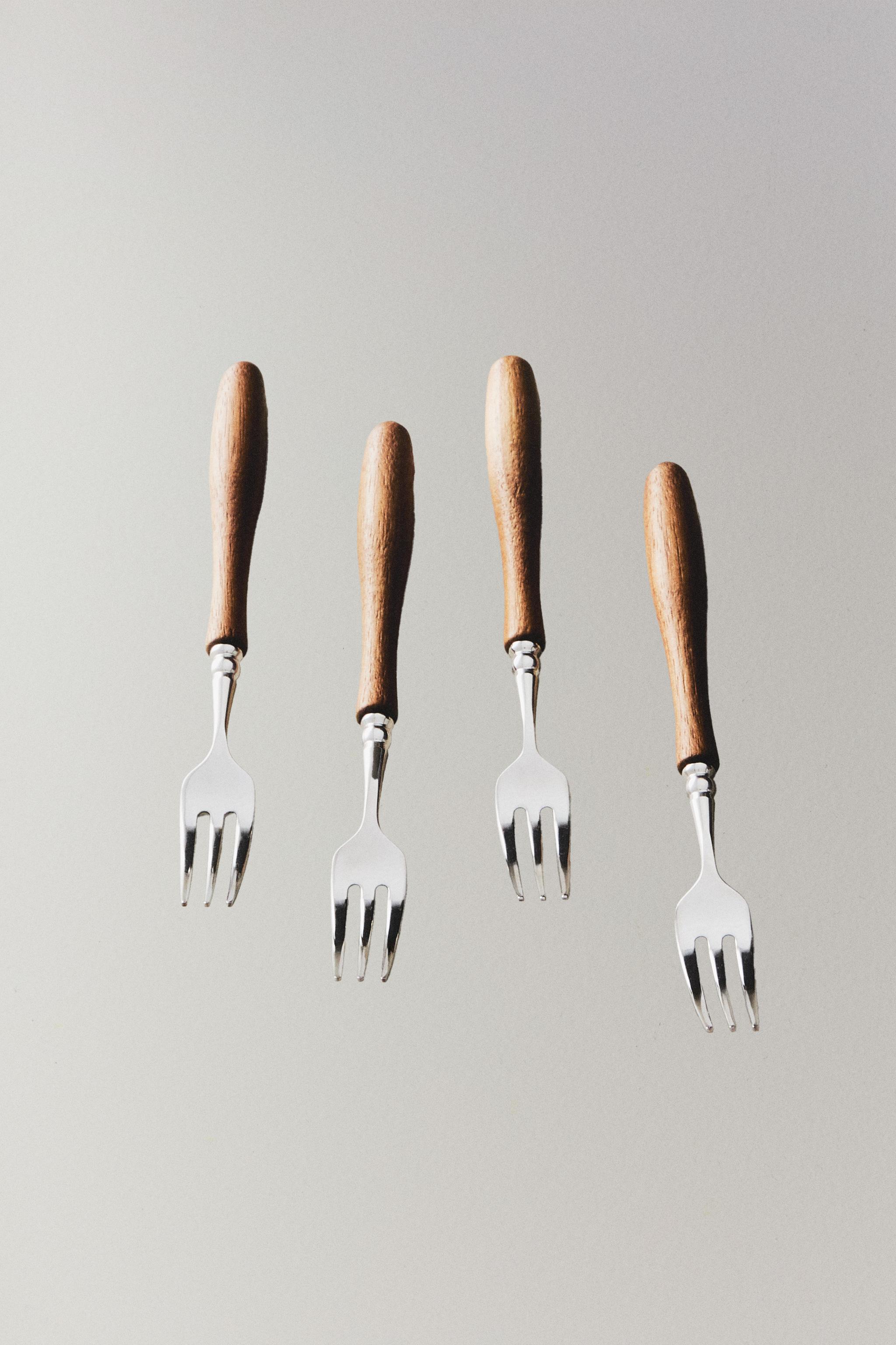 PACK OF ACACIA WOOD HANDLE BRUNCH FORKS (PACK OF 4)