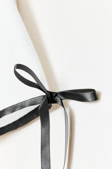 T-SHIRT CONTRASTE LACETS - Blanc de Zara - Image 5
