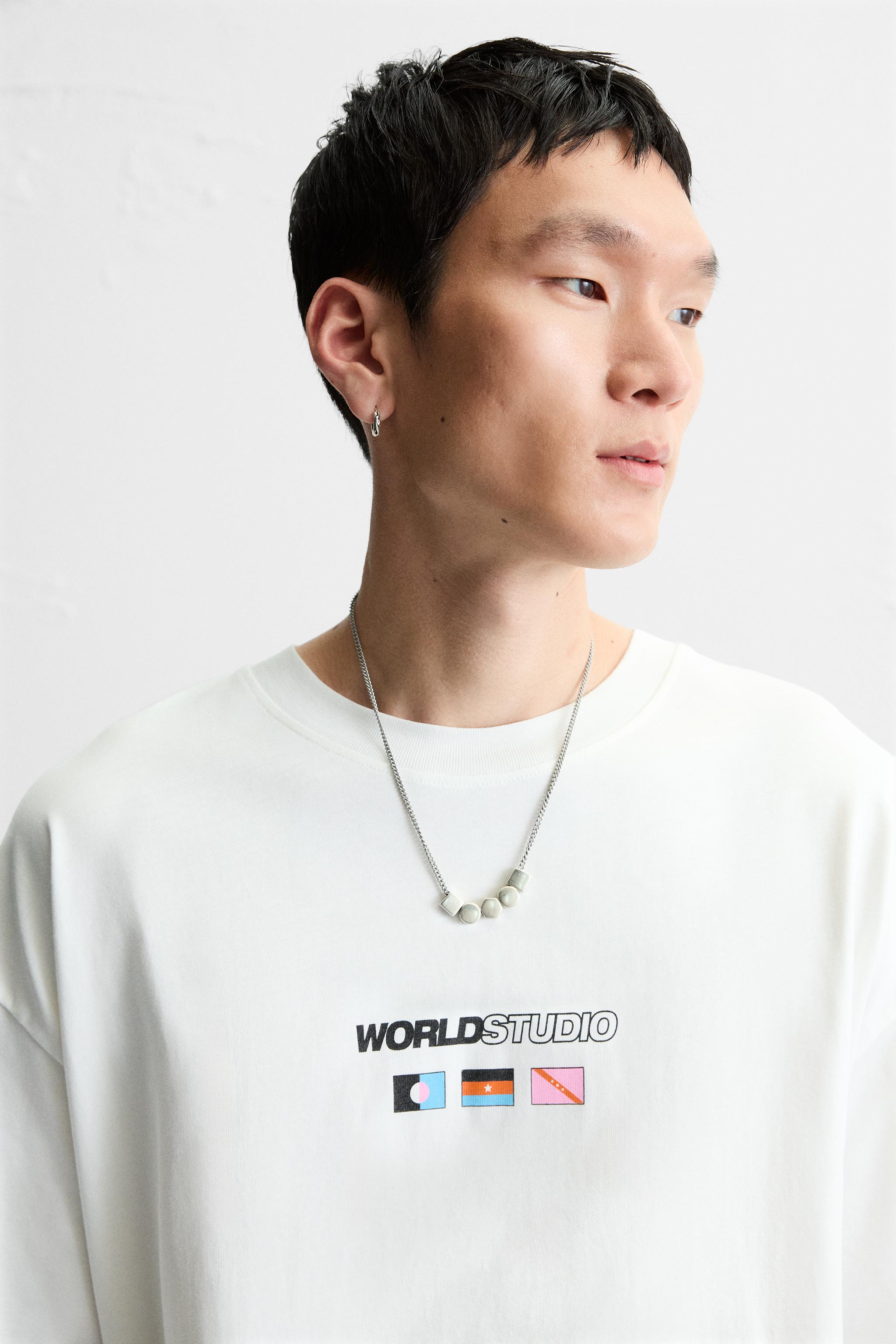 スペイン発送 ZARA フラッグプリントTシャツ カジュアル 新作！ テキストプリント Tシャツ - カーキ | ZARA Japan / 日本