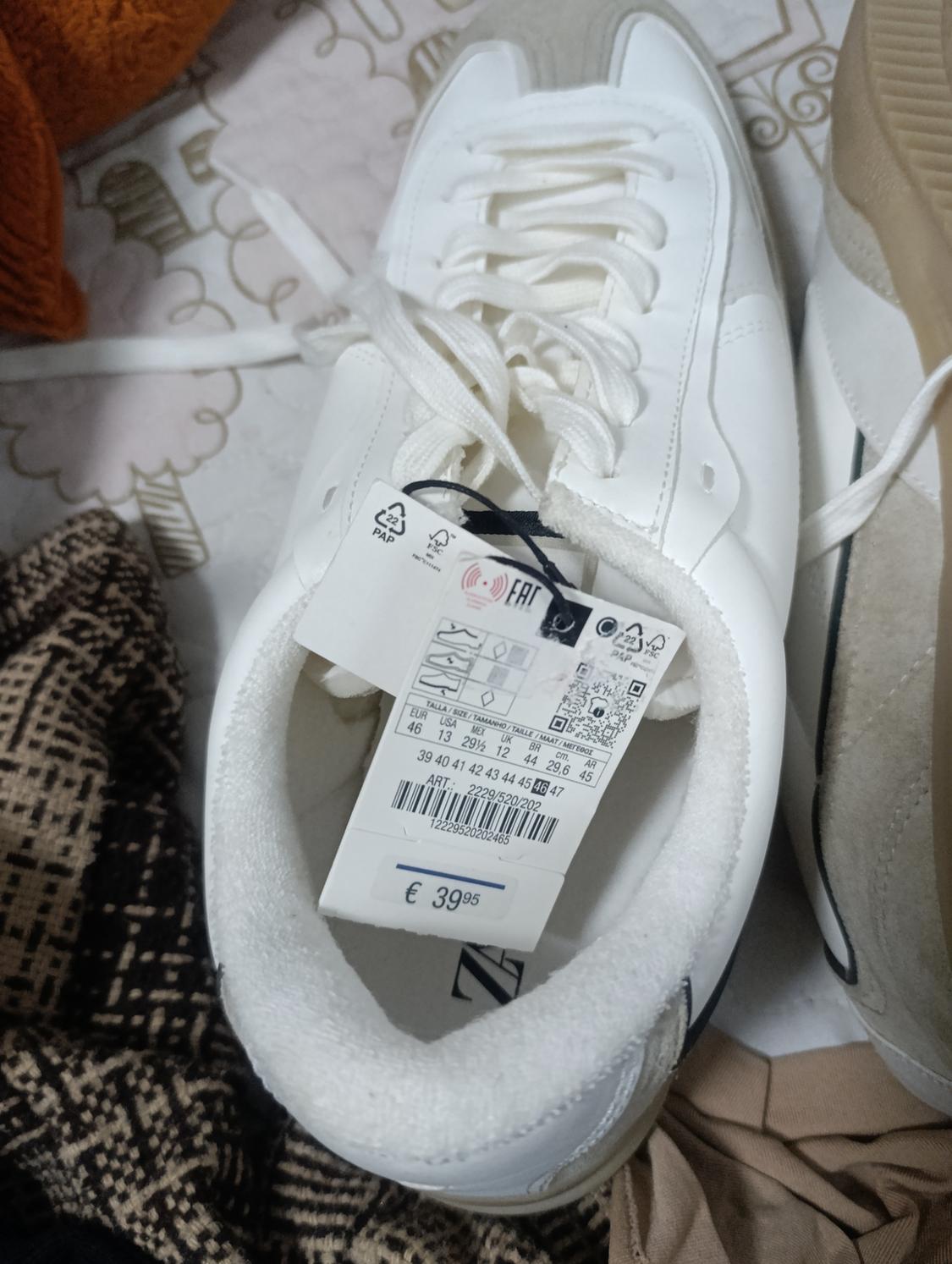 RETRO-STYLE SNEAKERS - Image 4
