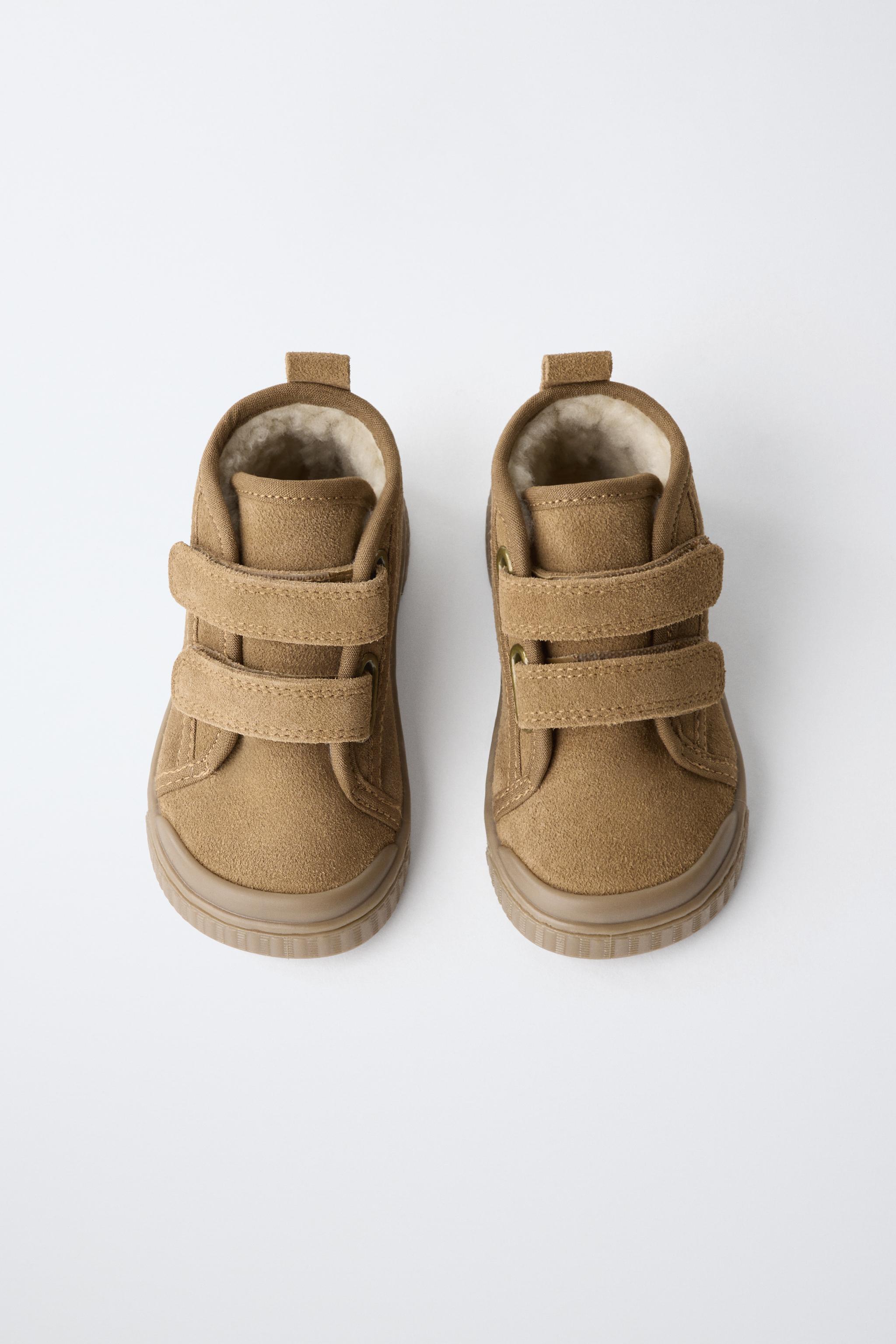 LEATHER LINED BAREFOOT SNEAKER BOOTS