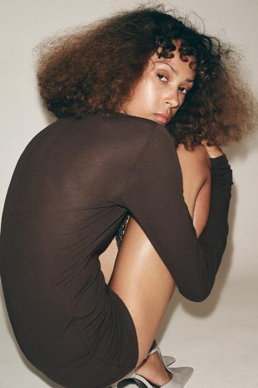 V-NECK T-SHIRT - Brown by Zara