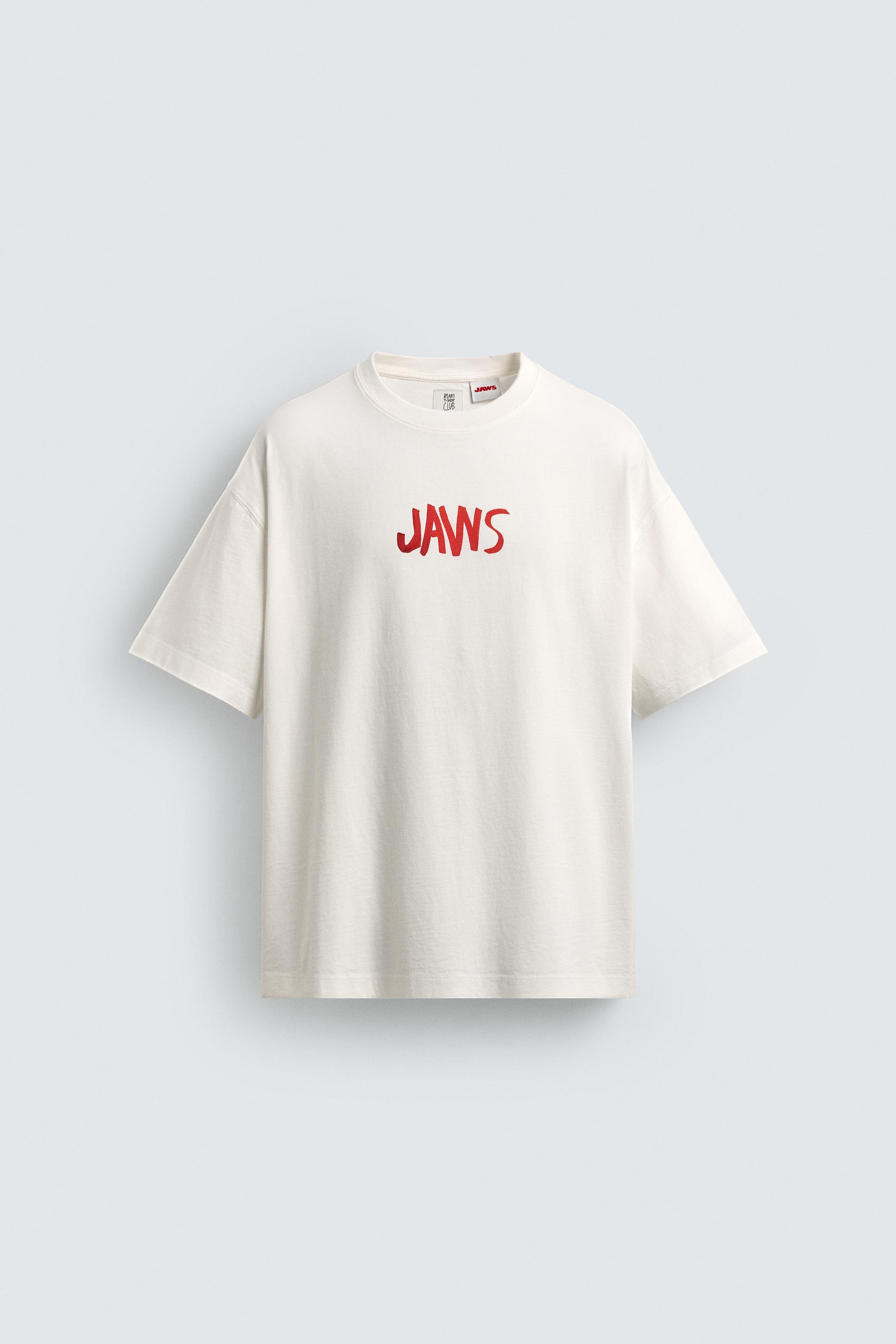 T-SHIRT ILLUSTRATION JAWS© UCS LLC AND AMBLIN X DYLAN´S CLUB ZARA