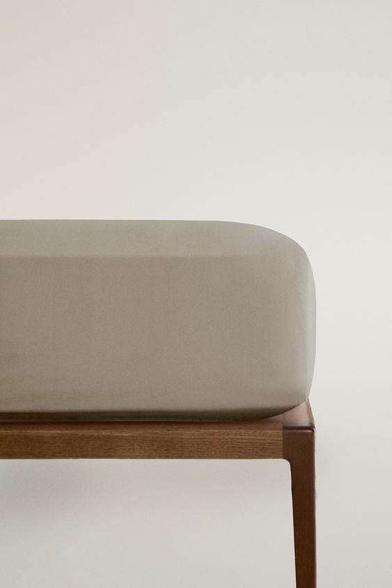 300 THREAD COUNT PERCALE COTTON FITTED SHEET | 30 CM DEPTH - Taupe grey by Zara - Image 0