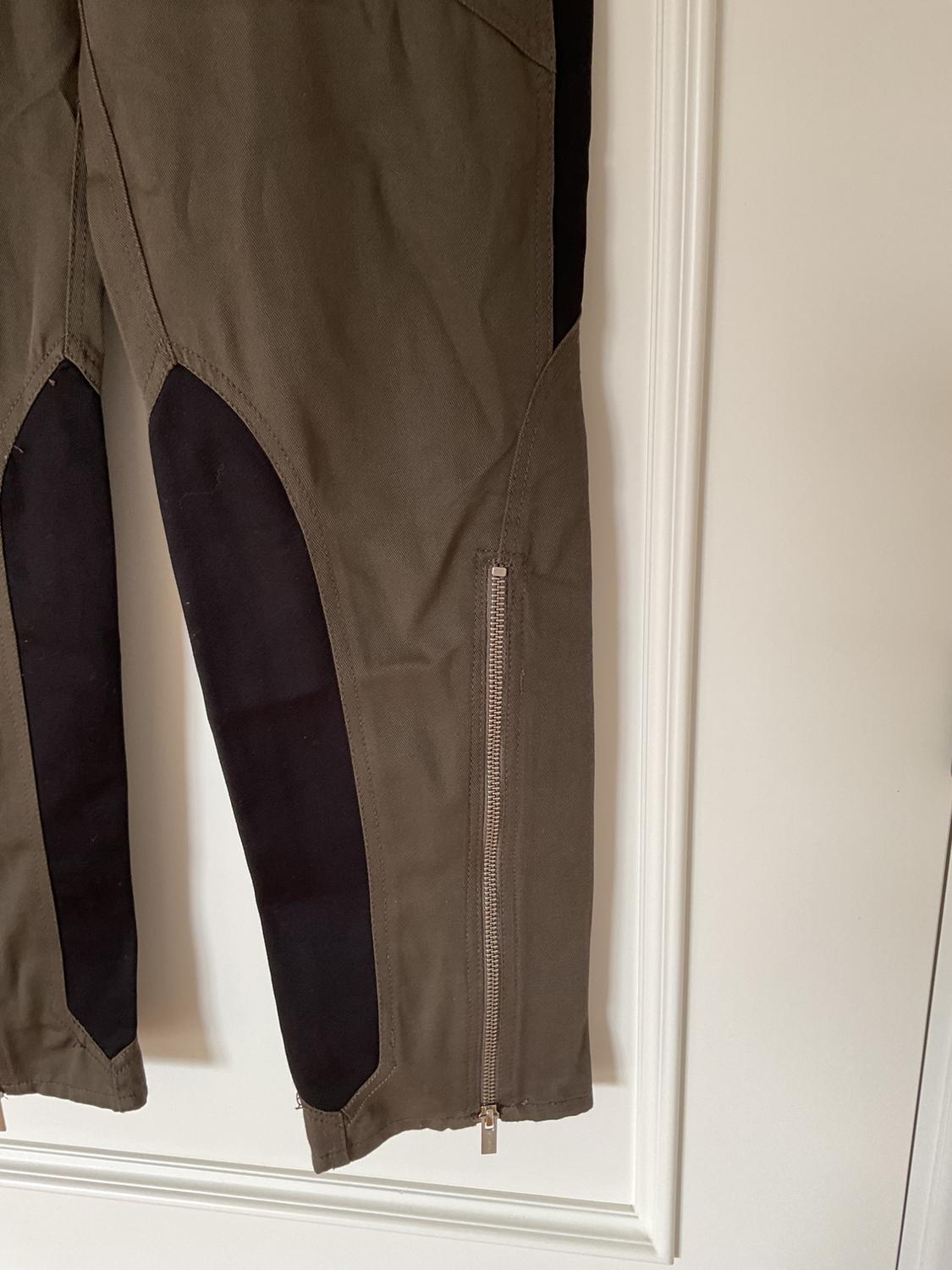 CRG 09 - Image 4