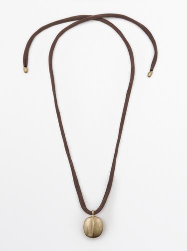Zara Leaf and silk cord necklace - Golden
