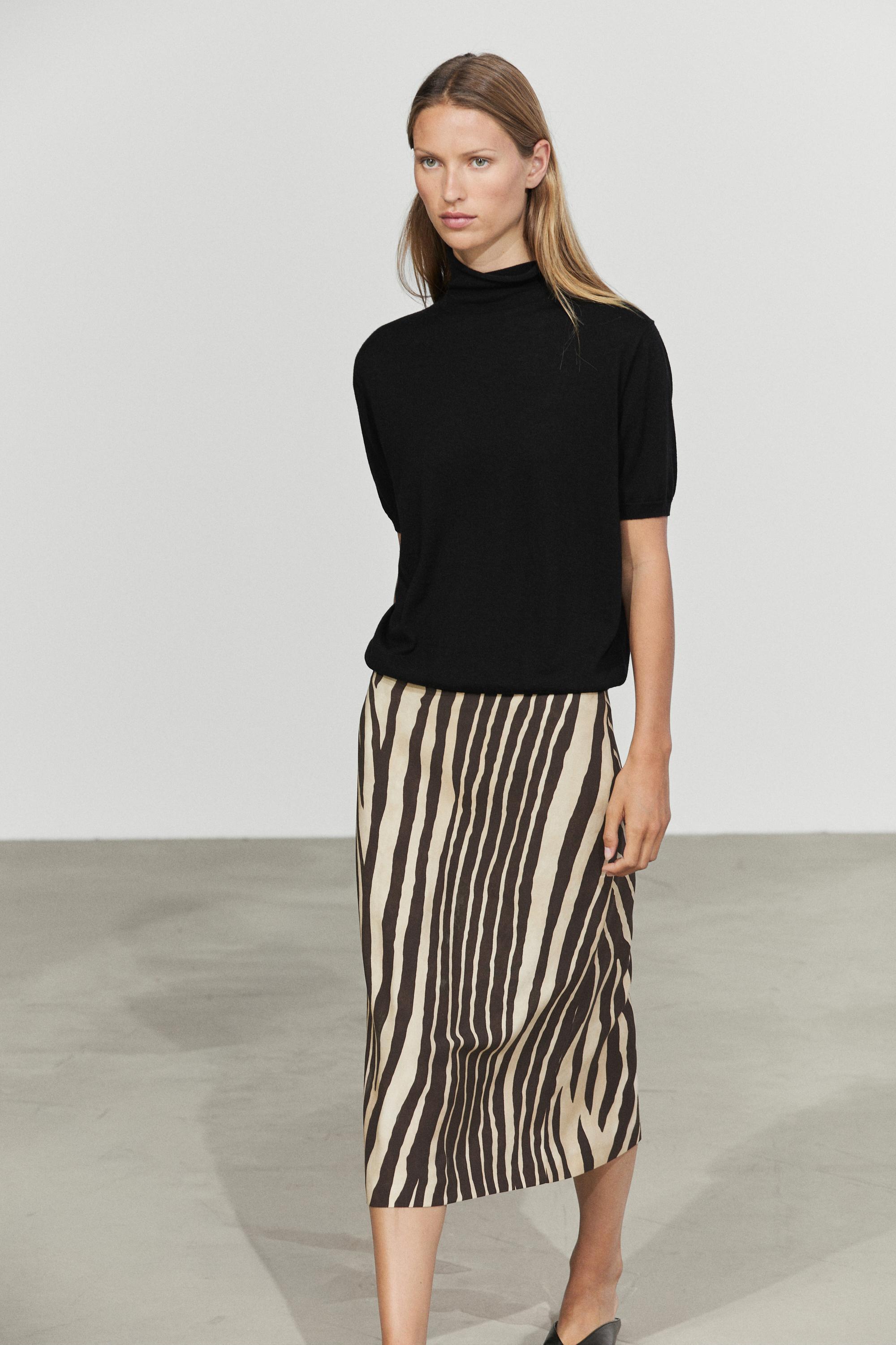 Wool blend turtleneck knit sweater