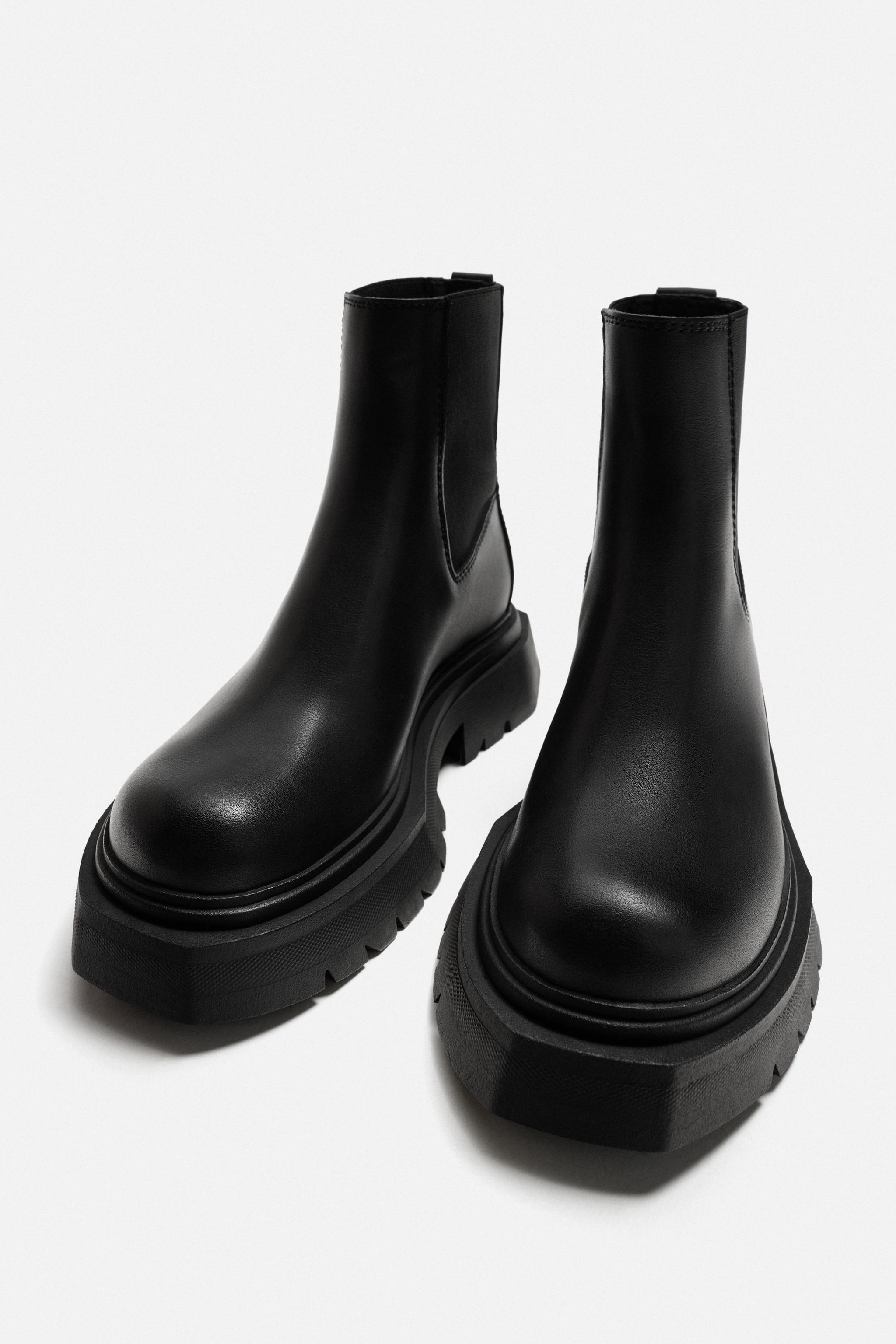 ZARA ブーツ ザラ ボリュームチェルシーブーツ　サイドゴア　ブラック　42 ZARA - zara チェルシー レザーブーツ サイドゴア 黒 26.4cm