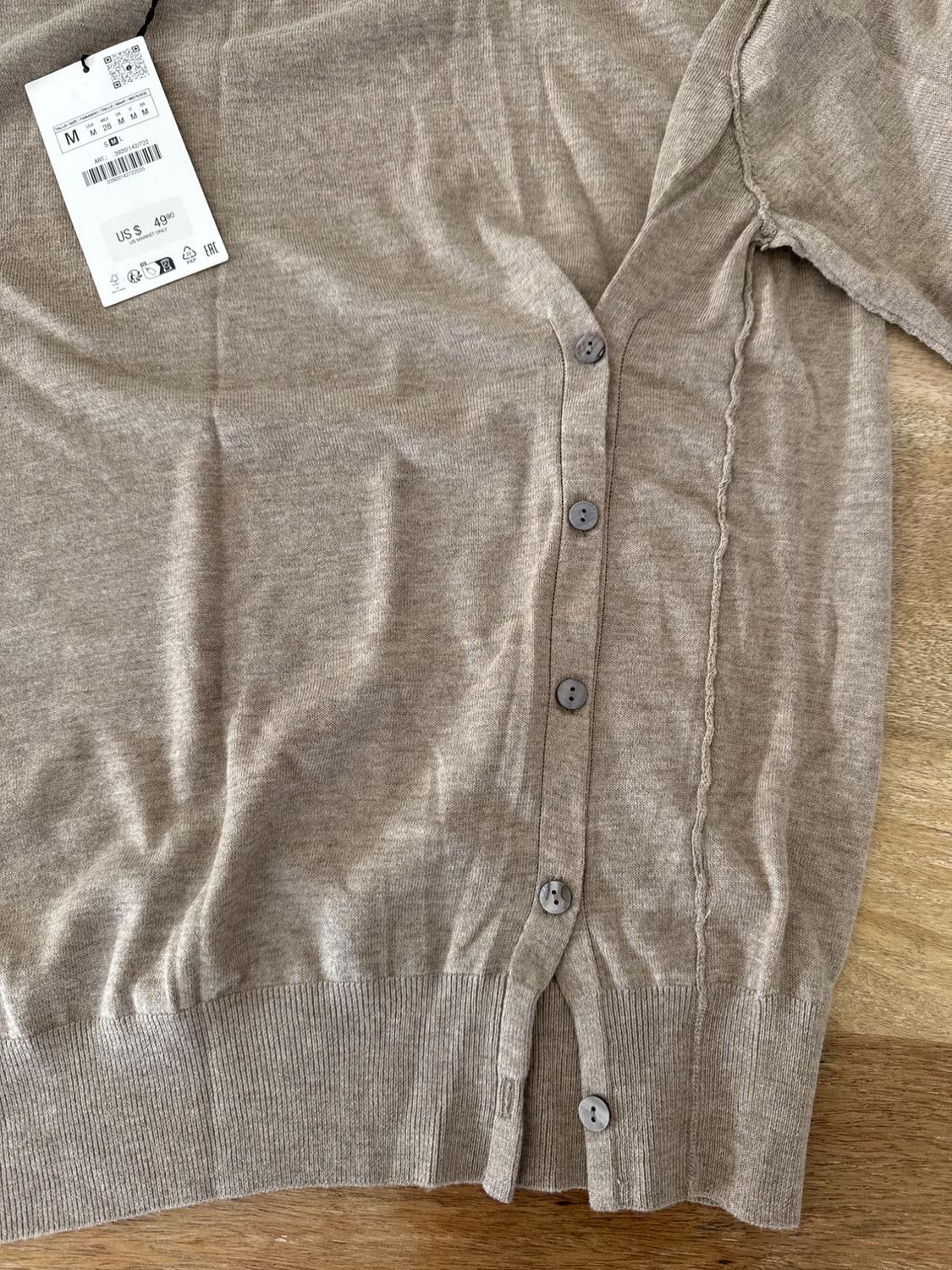 KNIT SWEATER WITH BUTTONS ON THE HEM - Image 3