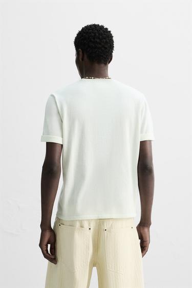 T-SHIRT EN MAILLE LÉGÈRE - Bleu clair de Zara - Image 2