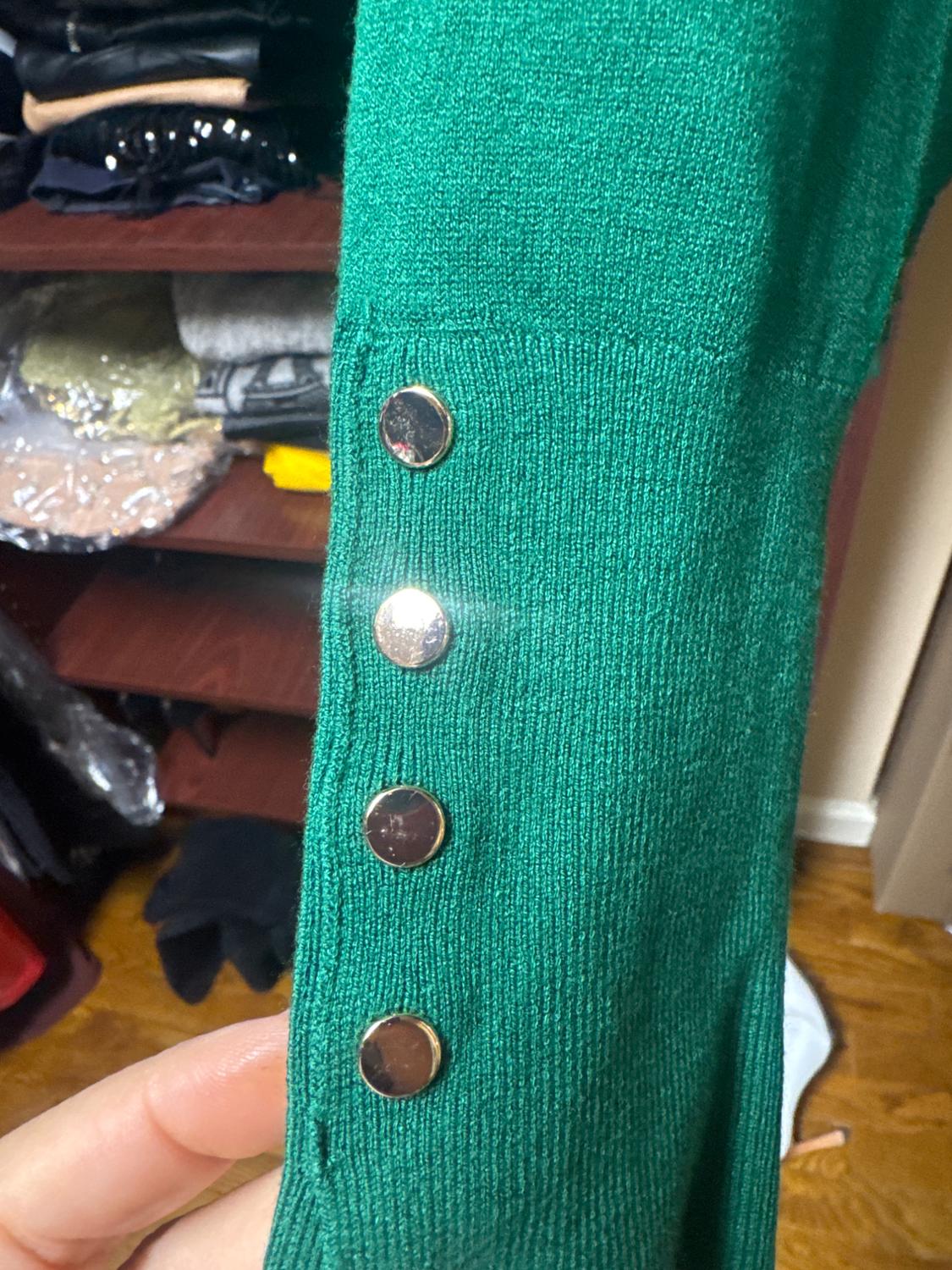 TURTLENECK WITH GOLD BUTTONS ON SLEEVES - Image 3
