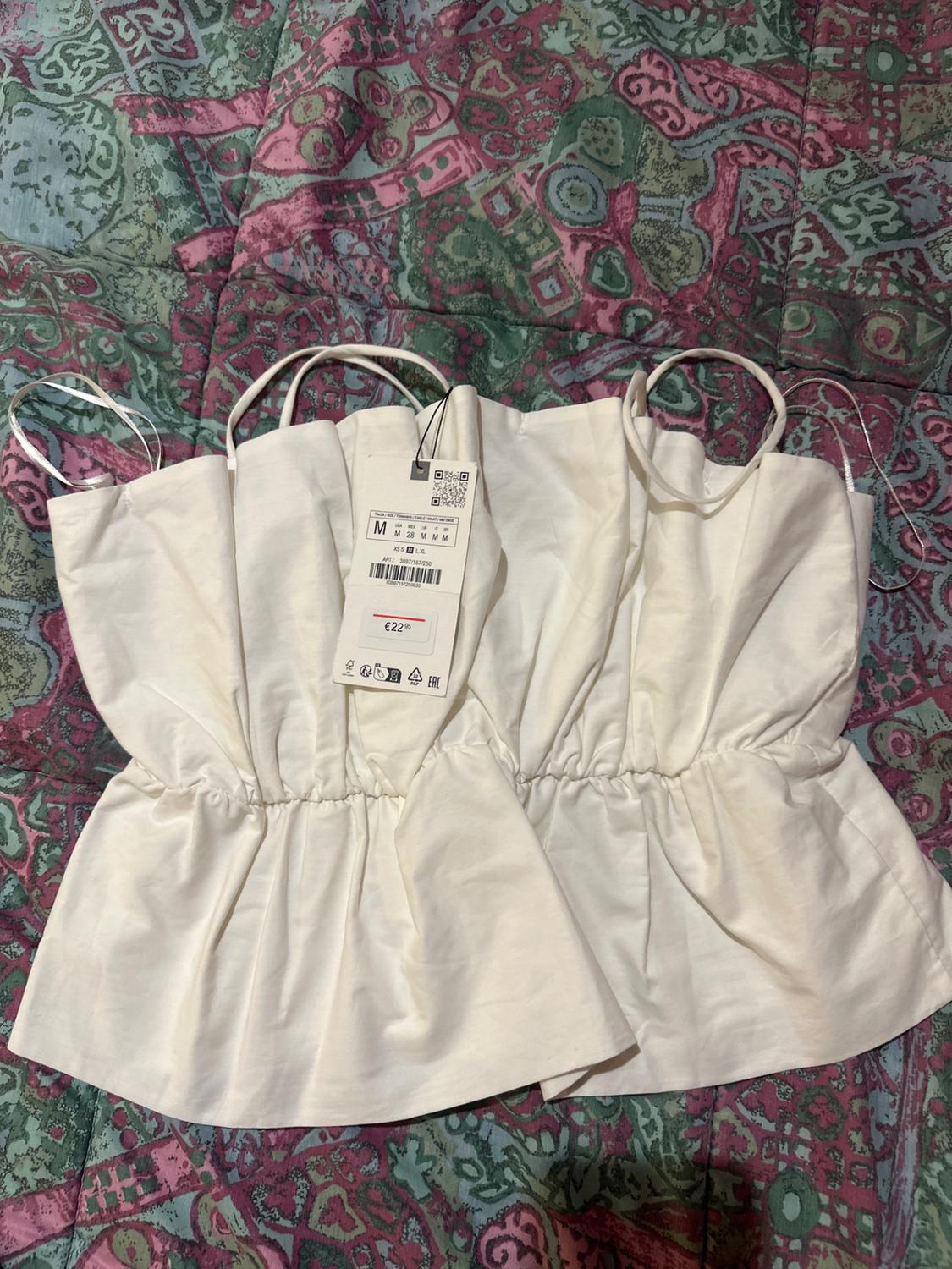 GATHERED POPLIN TOP