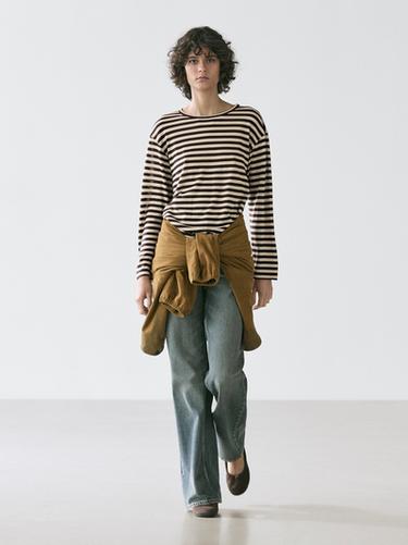 T-shirt manches longues oversize à rayures - Marron foncé de Zara - Image 0