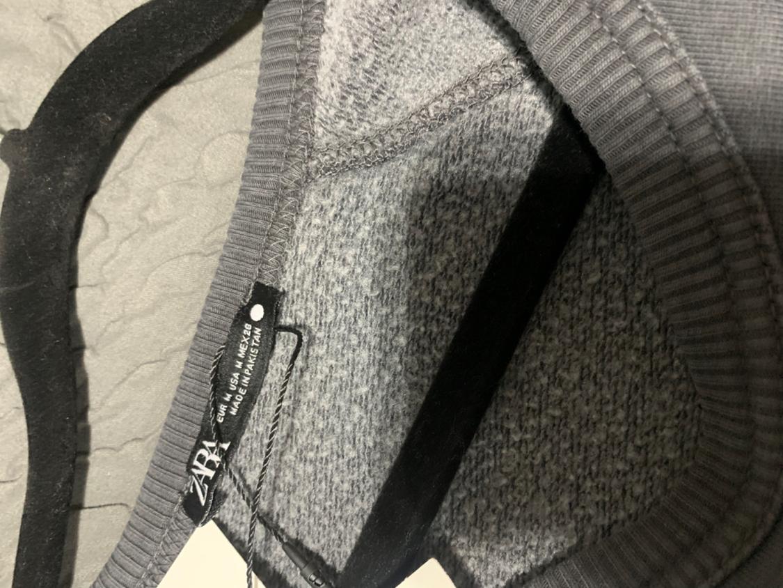 GREY SWEATSHIRT - Image 3