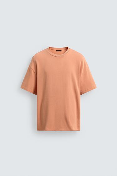 STRIKBLUSE MED UREGELMÆSSIGE KANTER - mandarin fra Zara