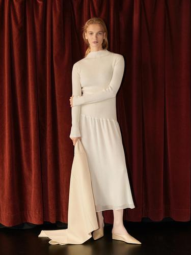 Zara Product image - 861 - Image 0