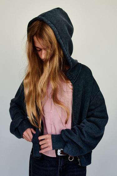 سويت شيرت مصبوغ بالكامل - رمادي أنثراسايت الخاص بـ Zara