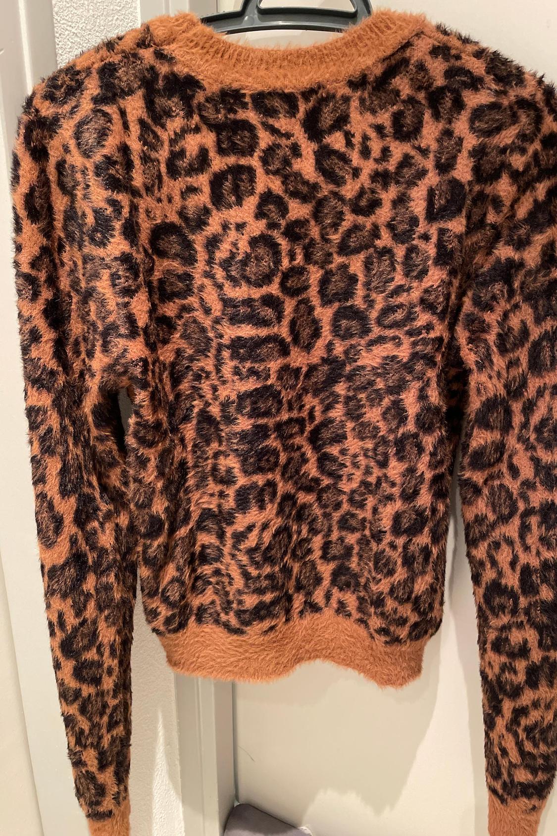 ANIMAL PRINT SWEATER - Image 3