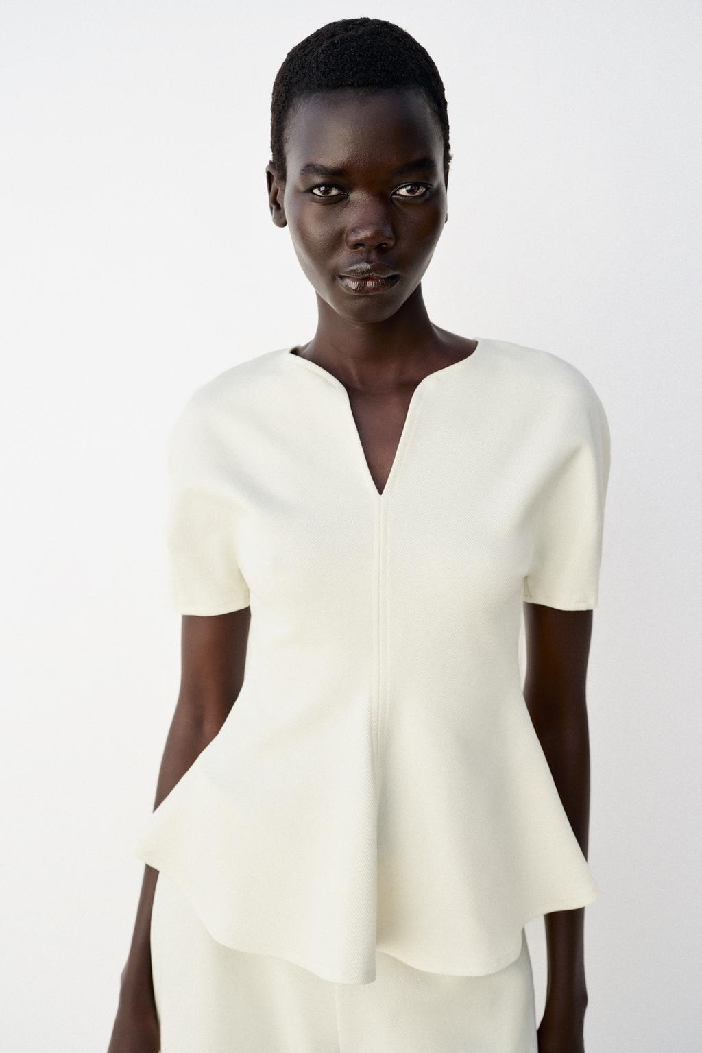 PUFF SLEEVE PEPLUM TOP