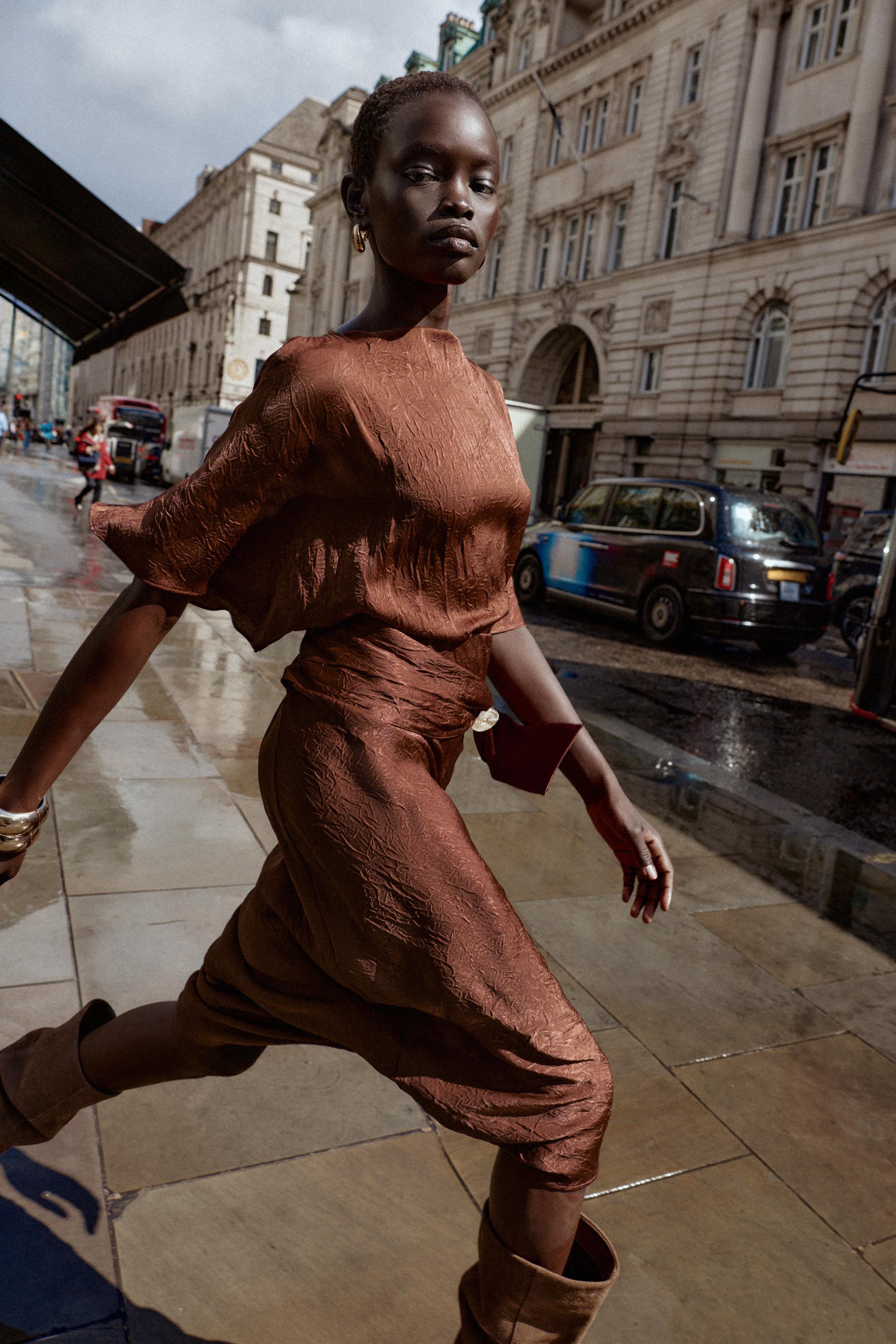 SATIN CRINKLE EFFECT MIDI SKIRT