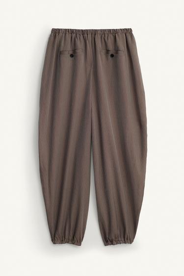 PANTALON BALLON À RAYURES EN VISCOSE ET CUPRO - rayures de Zara - Image 7