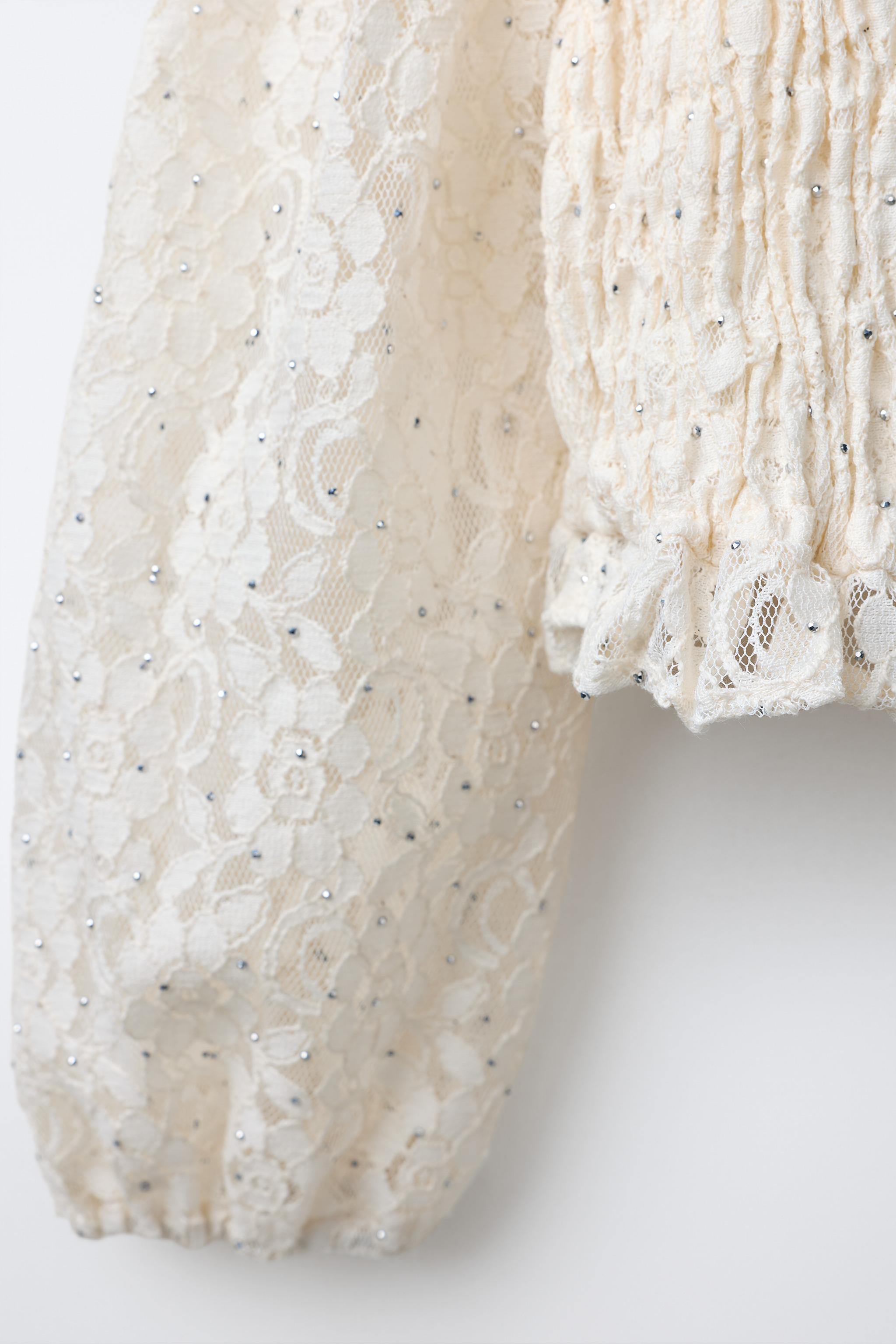 SPARKLY ELASTICIZED TOP