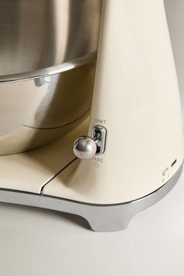 SMEG DIGITAL AND ANALOGUE SCALE - Cream by Zara - Image 3