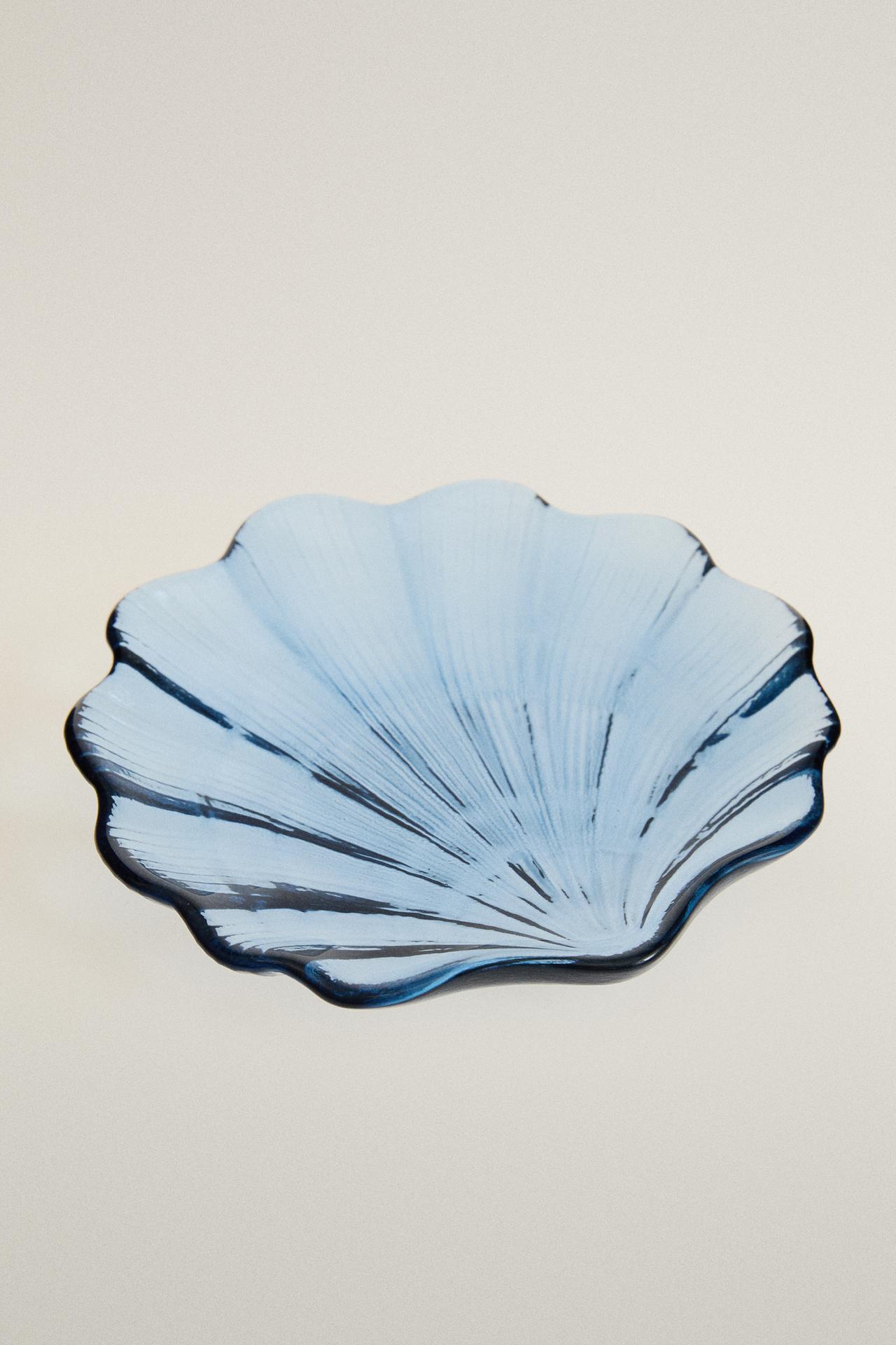 WAVY SHELL GLASS BOWL — Blue