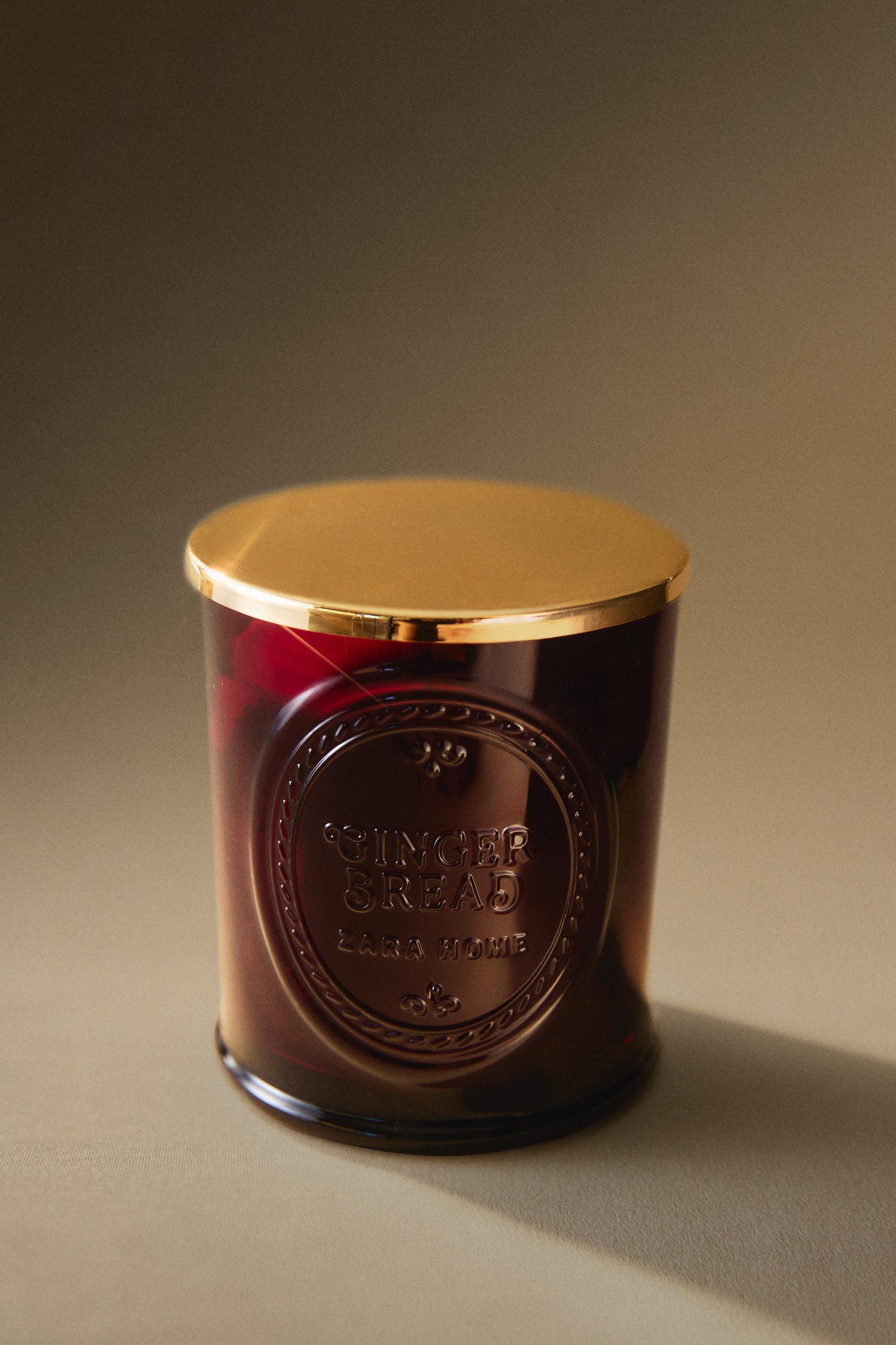 G) GINGERBREAD SCENTED CANDLE