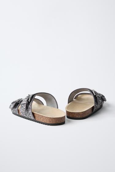 SANDALES À BOUCLES PAILLETTES - Argent de Zara - Image 4