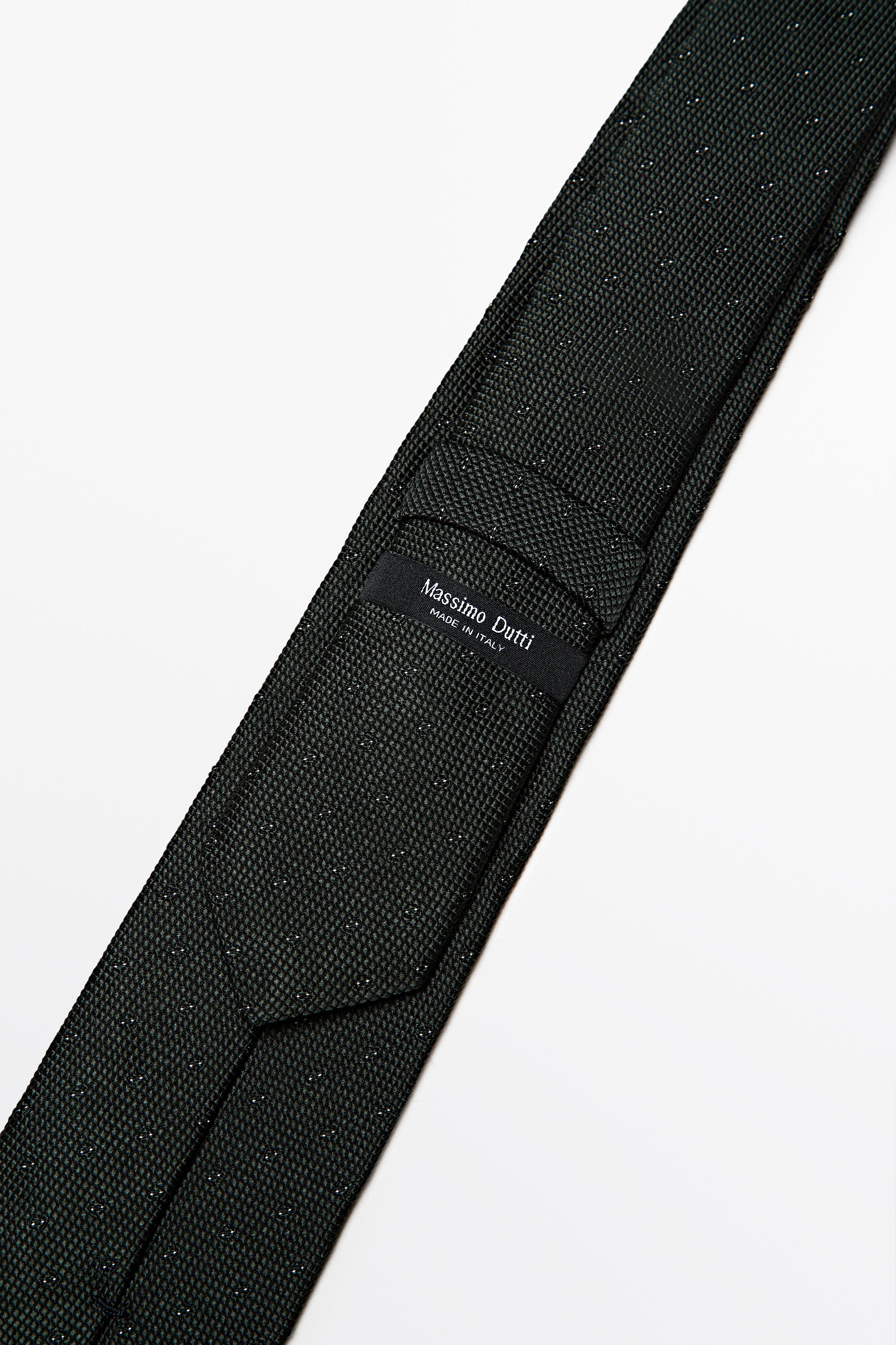 100% silk tie