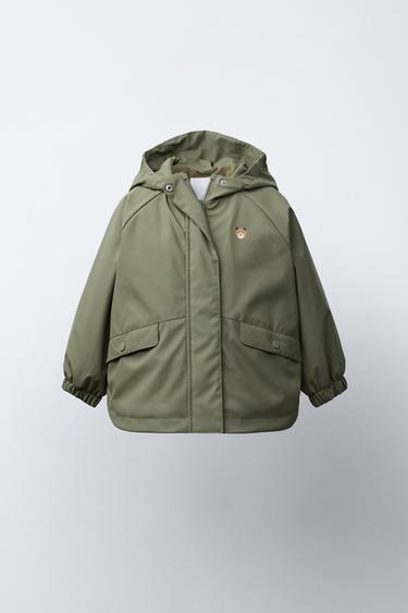 GUMMIERTER, WASSERABWEISENDER REGENMANTEL MIT FLEECEFUTTER - Khaki von Zara