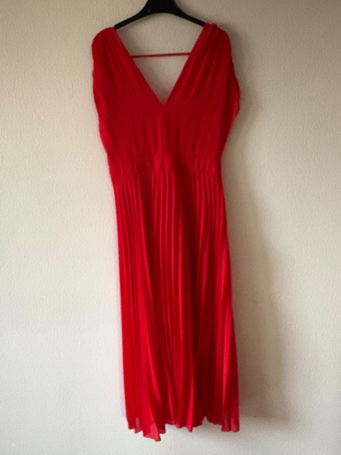 PLEATED MIDI DRESS - Image 3