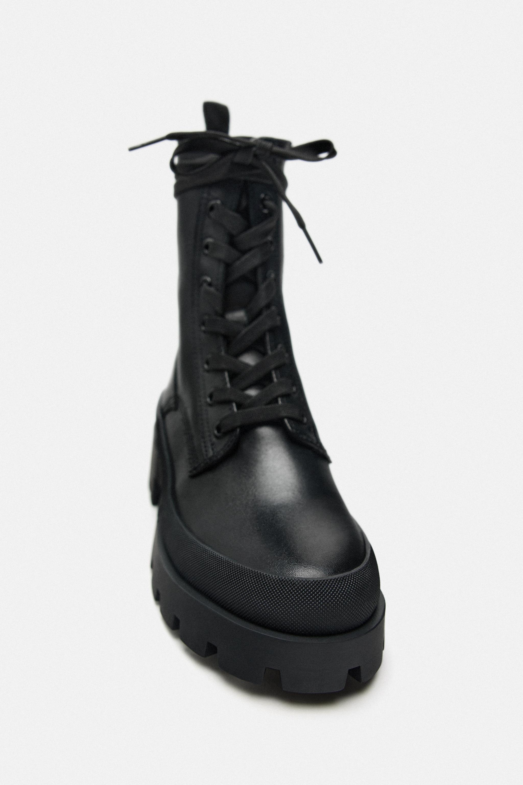 12 STOREEZ panelled lace-up leather ankle boots - Black