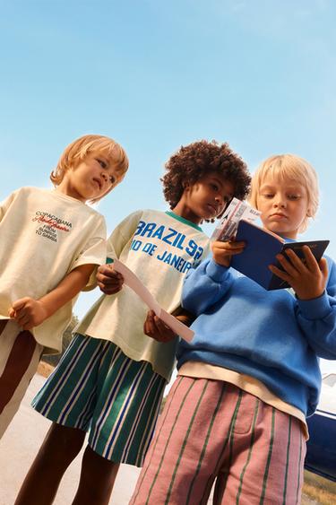 T-SHIRT WITH RAISED SLOGAN - Light yellow by Zara