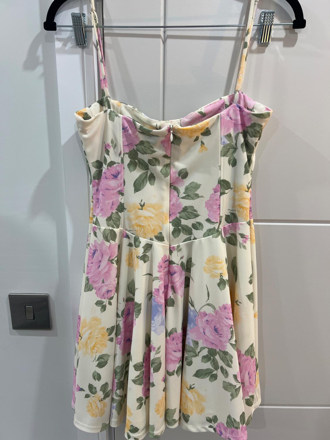 FLORAL CORSETRY-INSPIRED DRESS - Image 3
