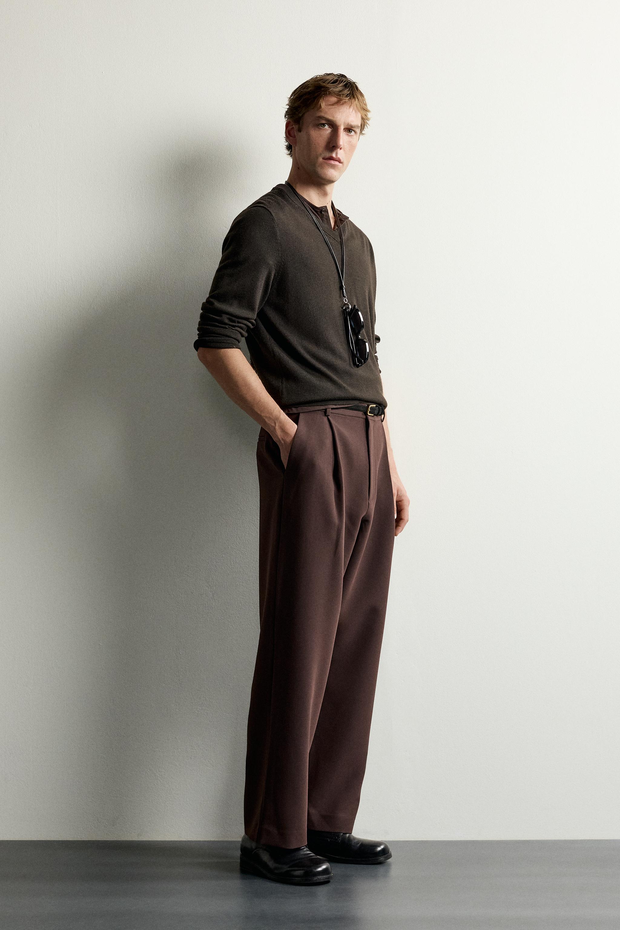 RELAXED FIT PLEATED PANTS - thumbnail 4
